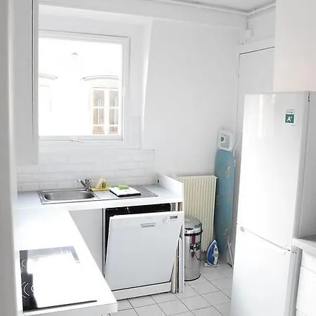 Appartement Parisian Style Close To Champs Elysees Paris