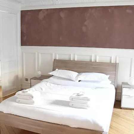 Parisian Style Close To Champs Elysees Appartement *